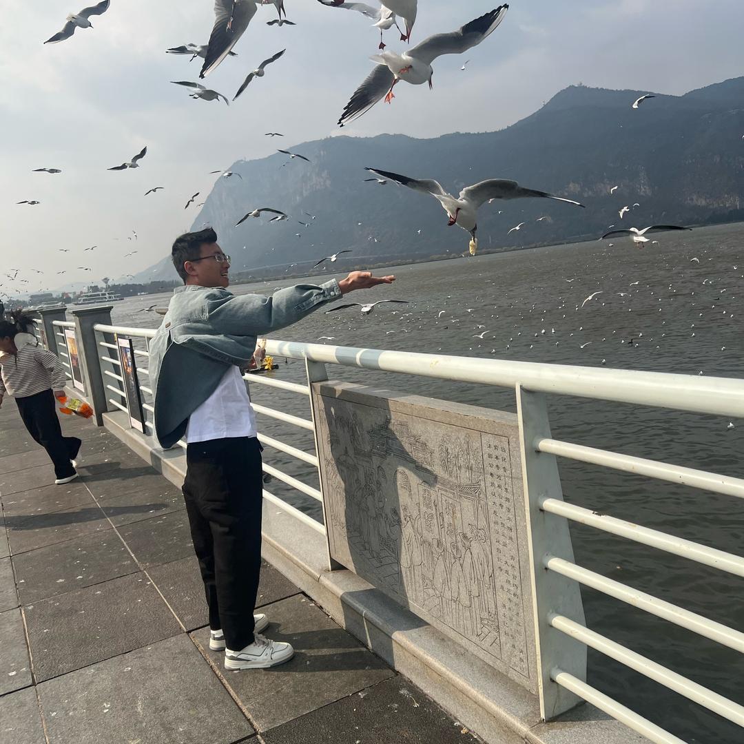🌈洋哥