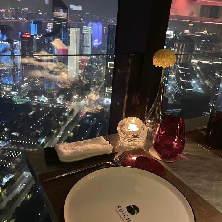 刘凯。