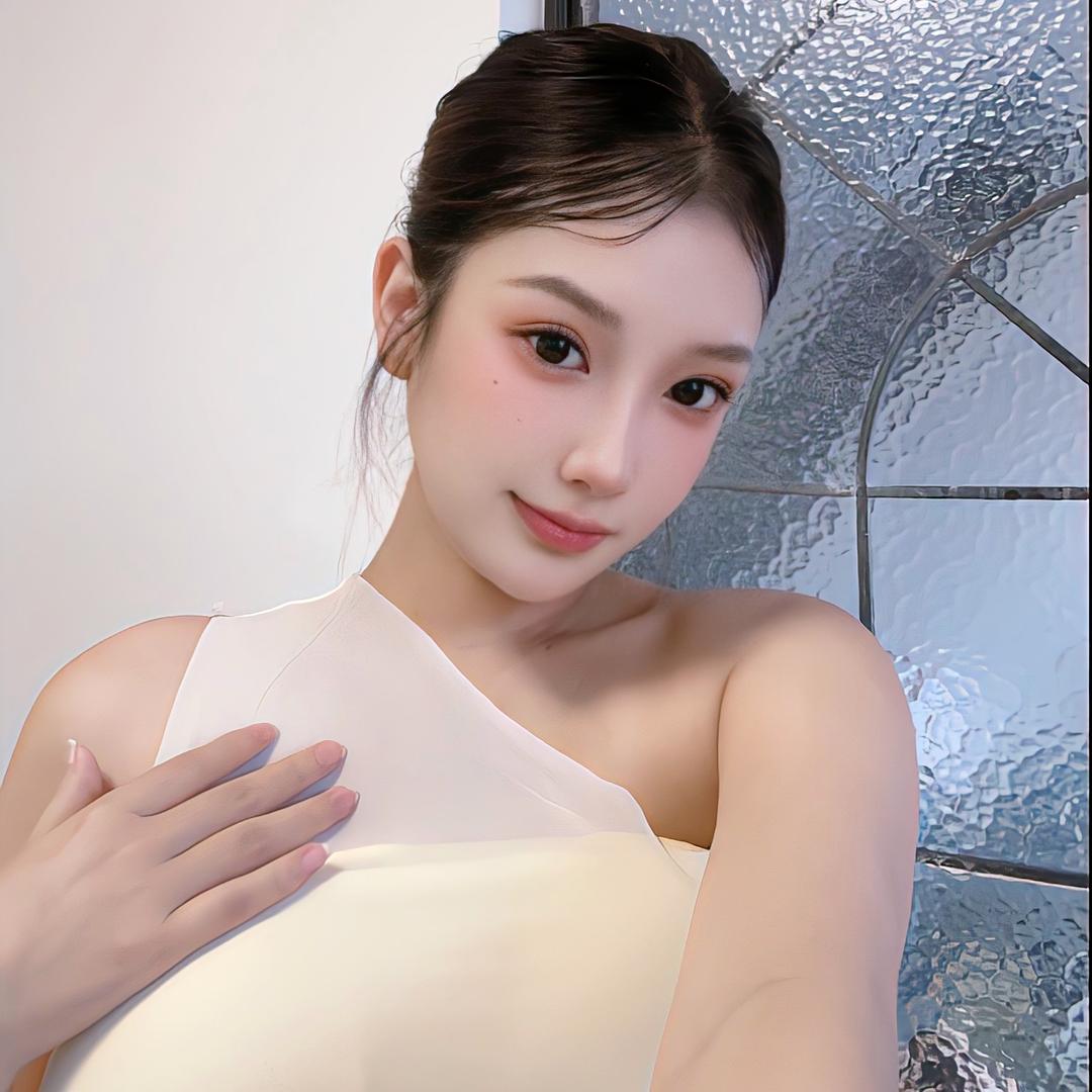 夏颜💃