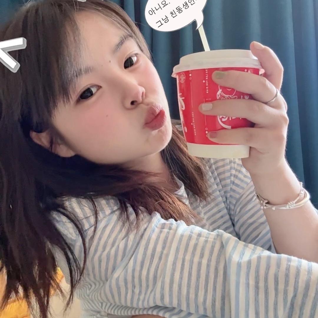 張小小、