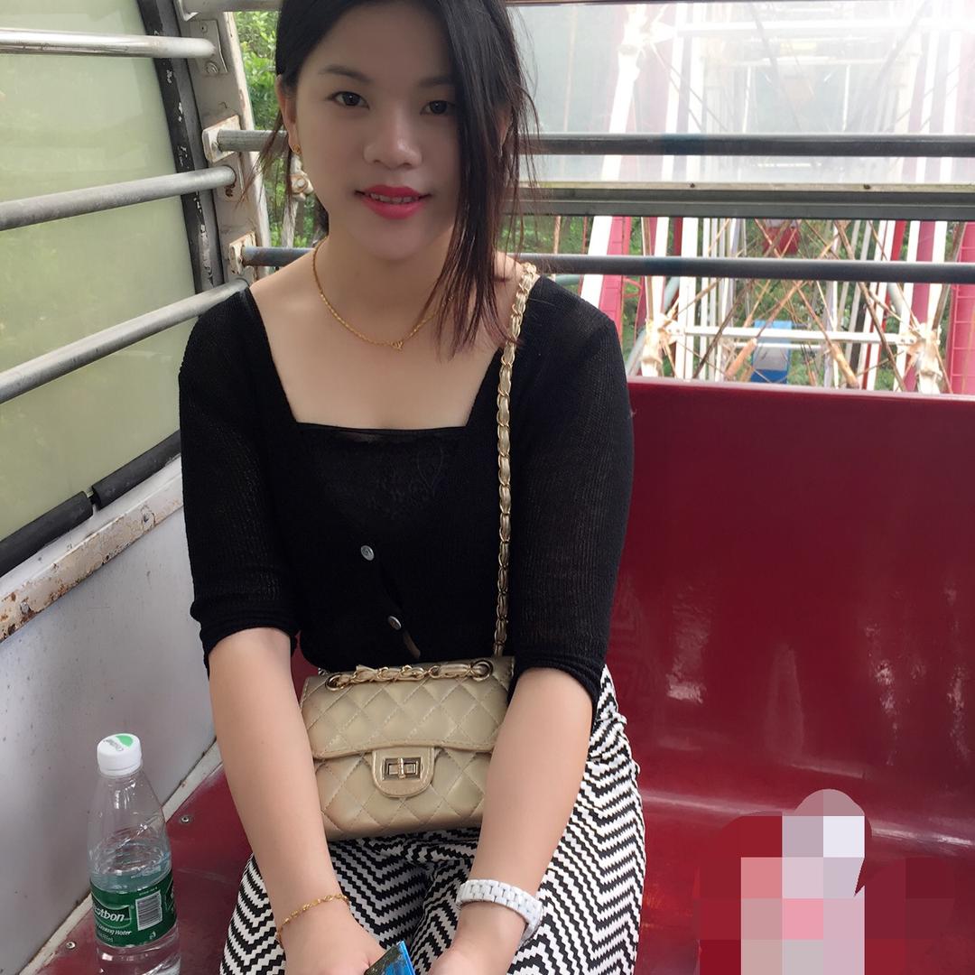 半颗草莓🍓