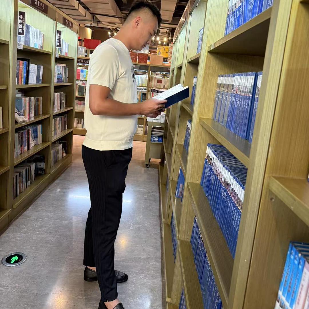 小时候可皮了(皮总)