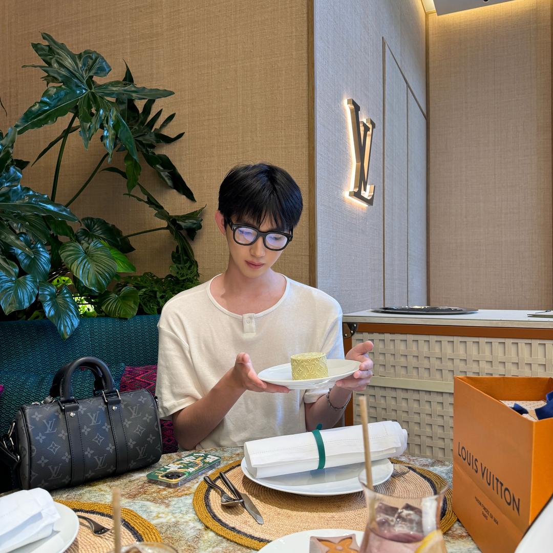 燊才 大橙子