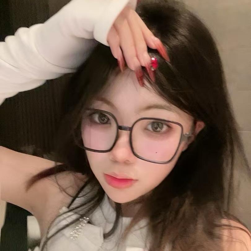言言爱吃可恶多