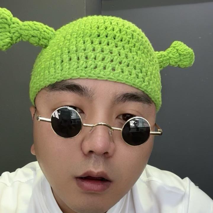 对一个人深情叫张万森