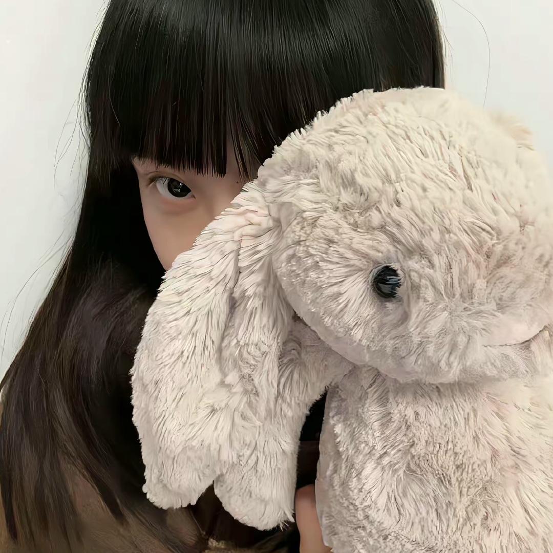 脸1点也不圆
