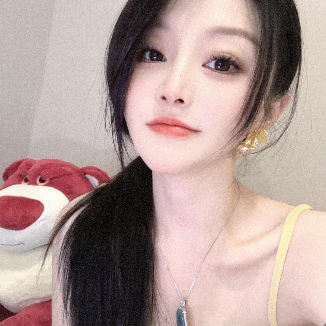 六月