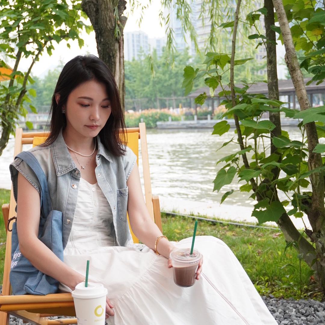 乐清布拉格女装