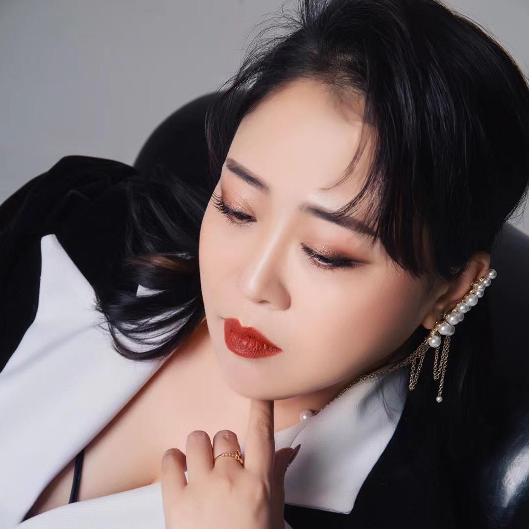 @秋秋