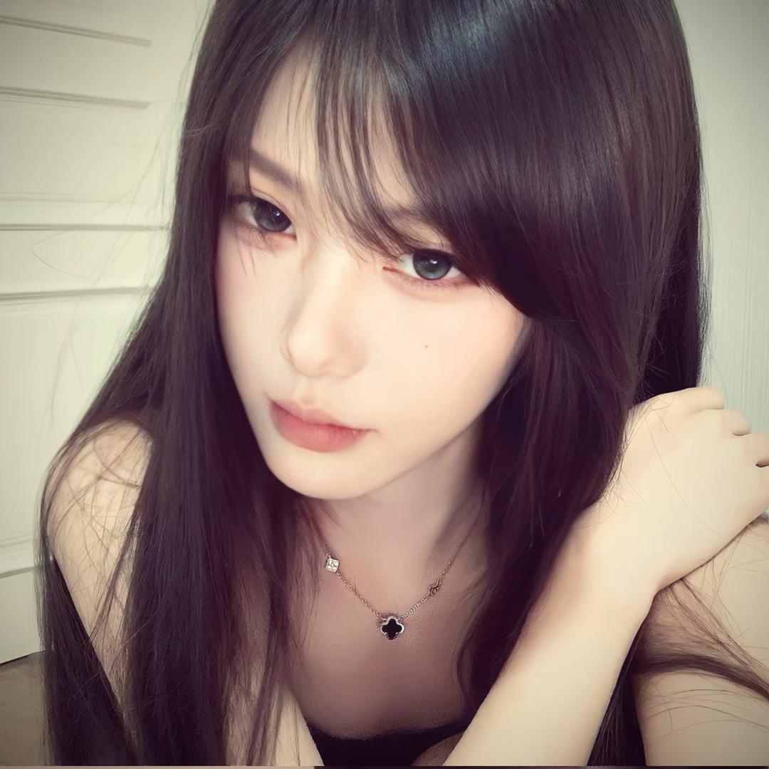𝑪𝒓𝒖𝒔𝒉