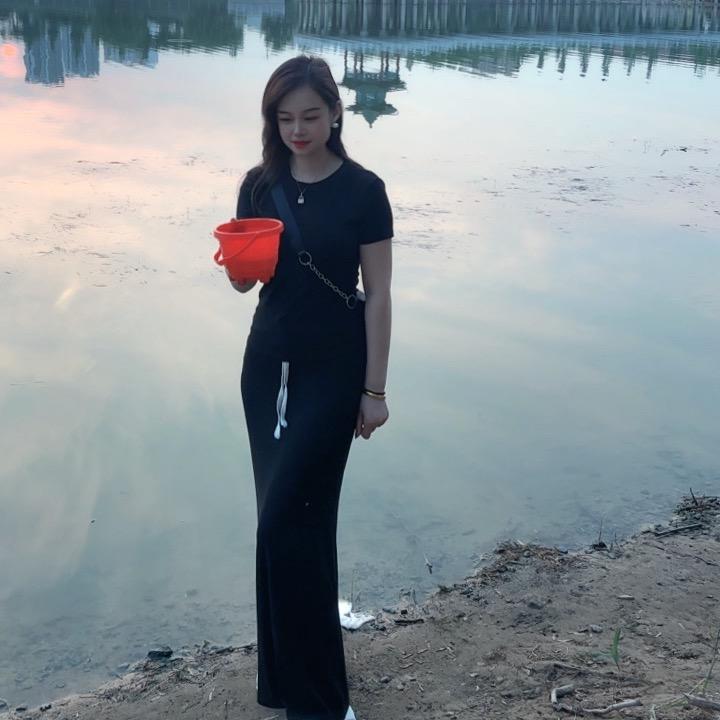 李小芳