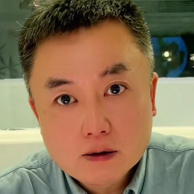 老王爷叔白相上海