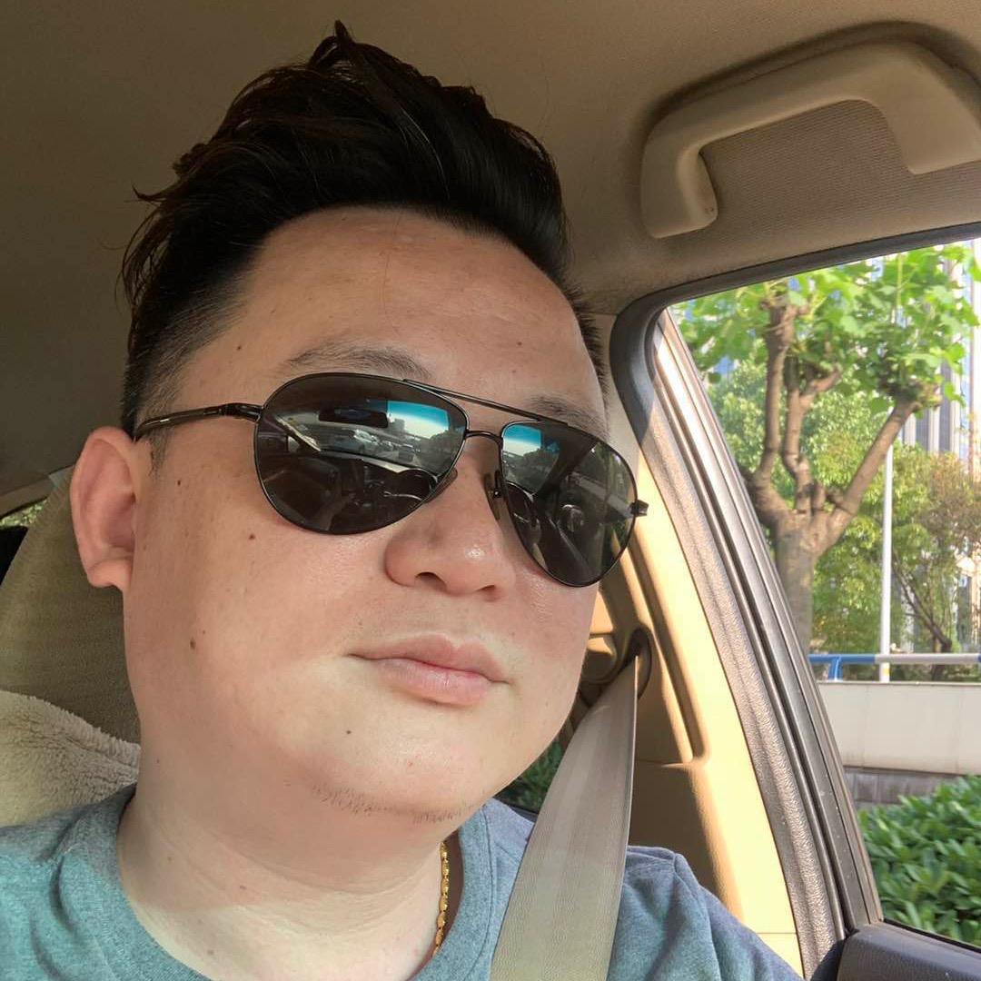 巴子⚡兄弟