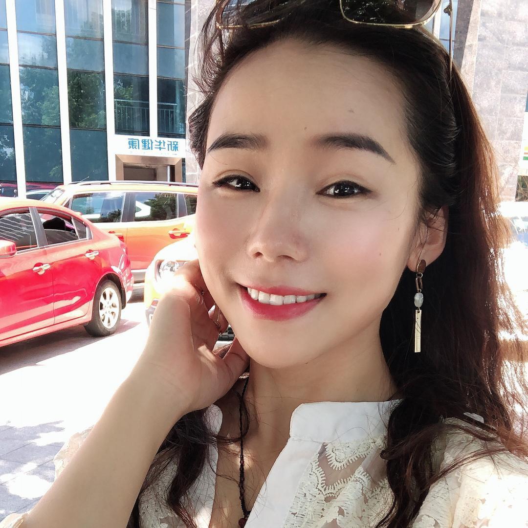 语菲初彩美甲：佳佳老师小号