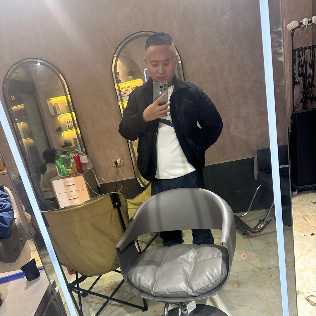 隔壁小潘康