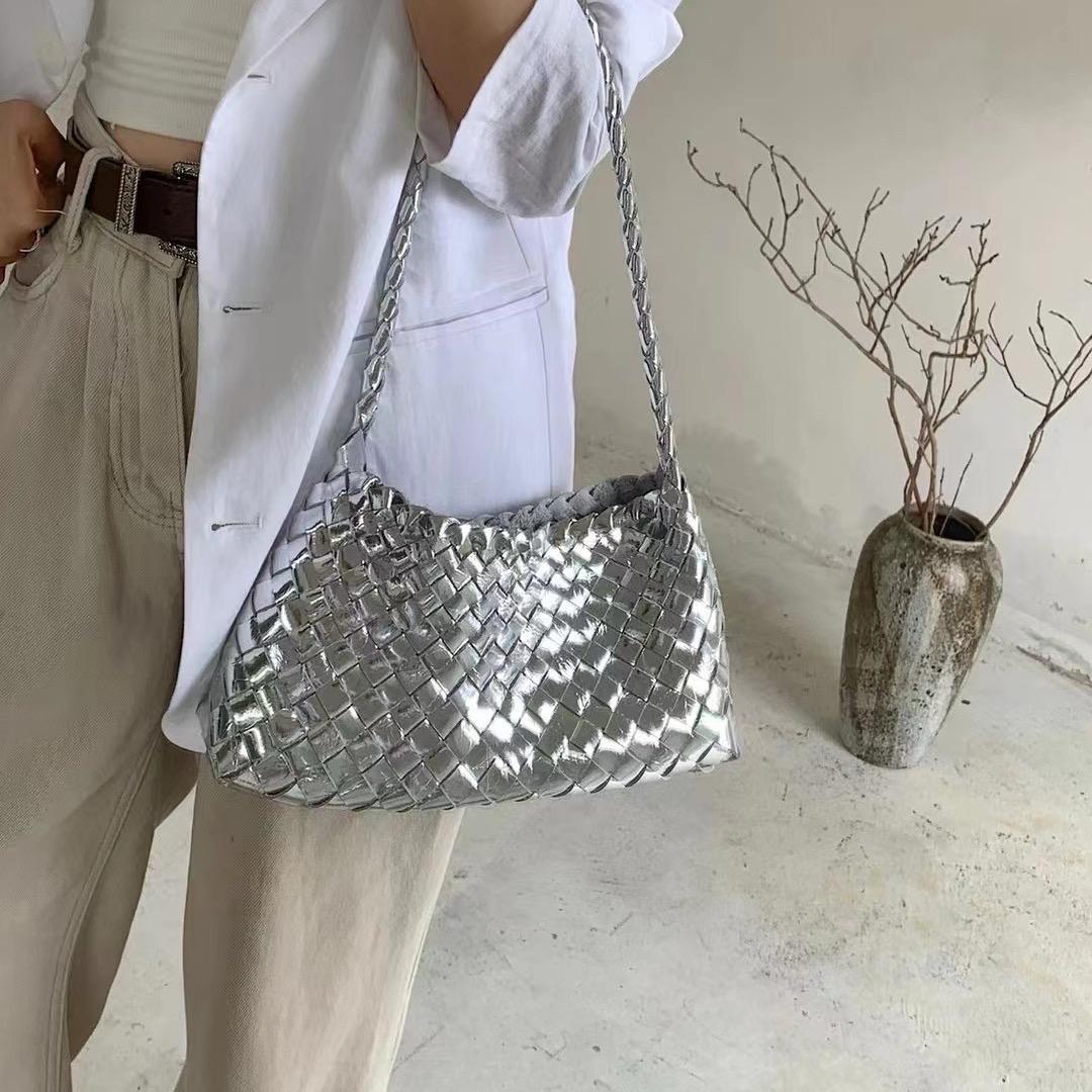 韩国女装清仓号