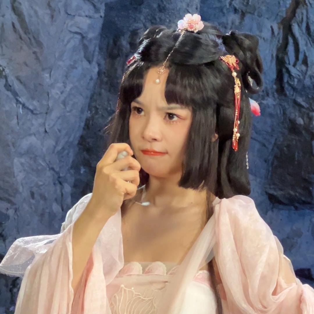 吴妮妮Honey