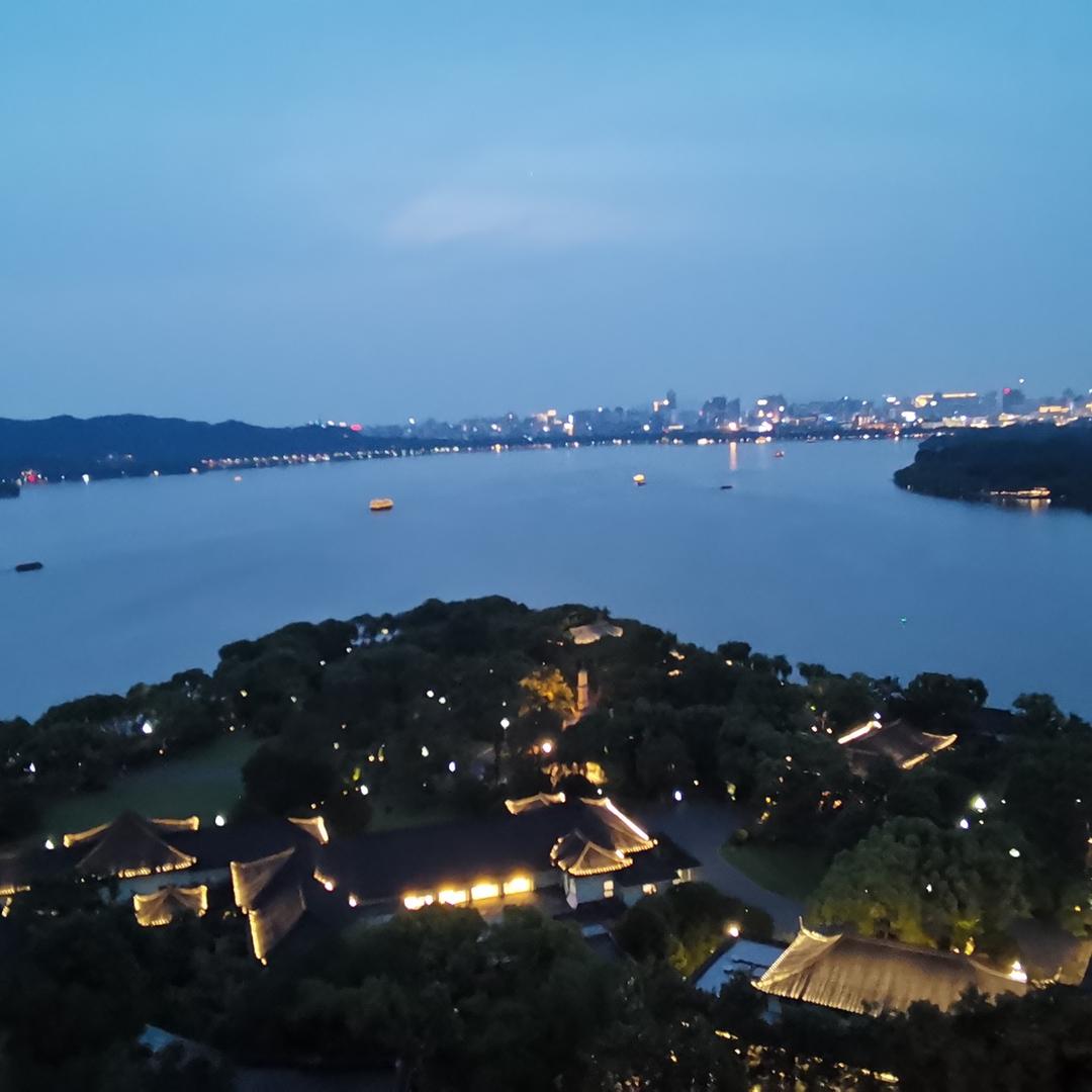 红辉袜子铺