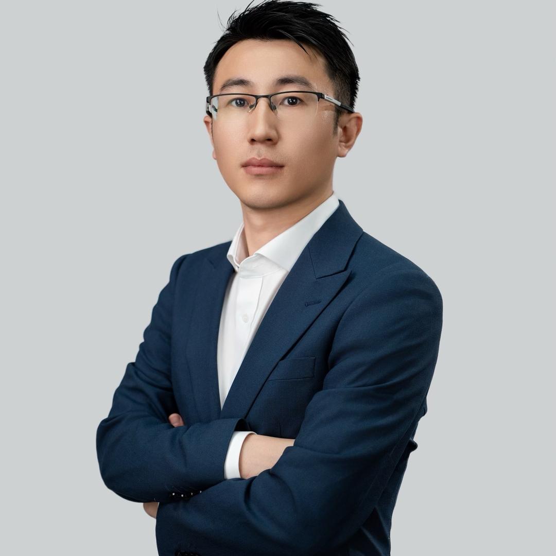公考何聃