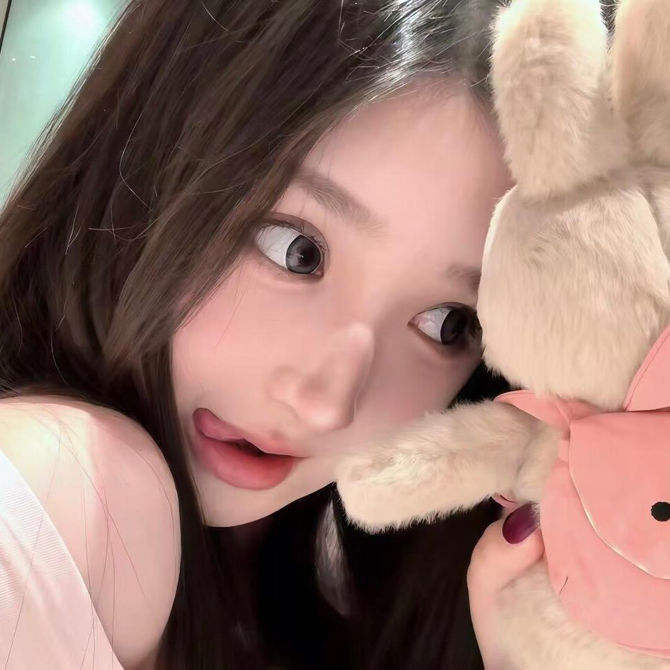 笨蛋发什么呆哦