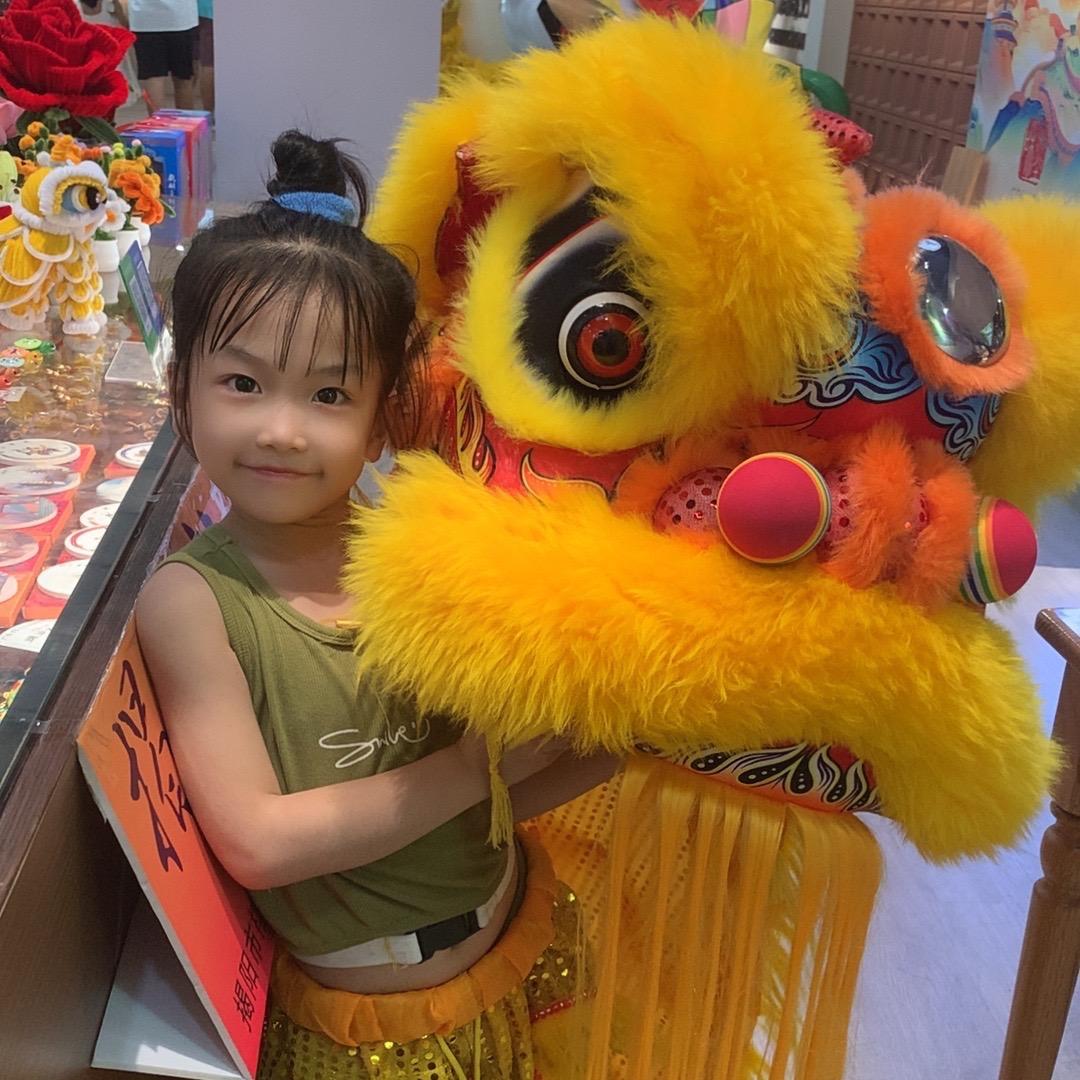 吴瑛「英歌舞」「舞狮」