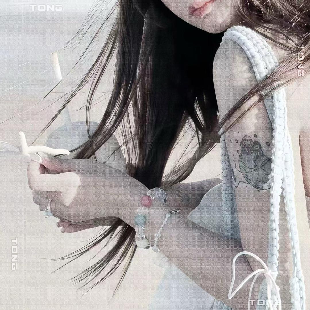 瞳