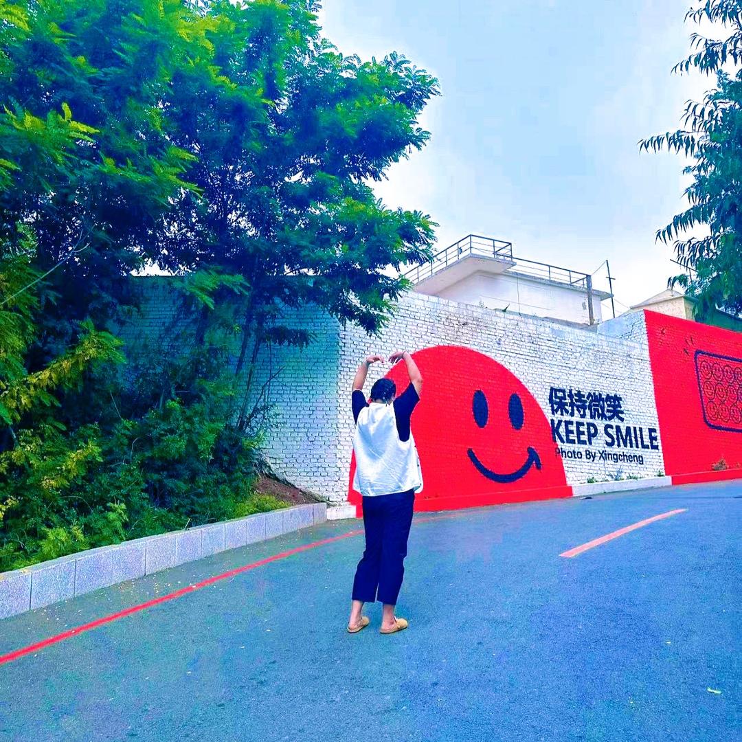 大婷._大码女装.孕妇装集合店