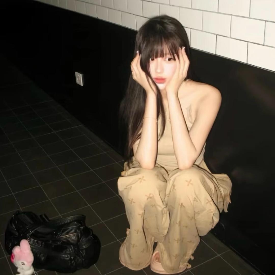 小u.