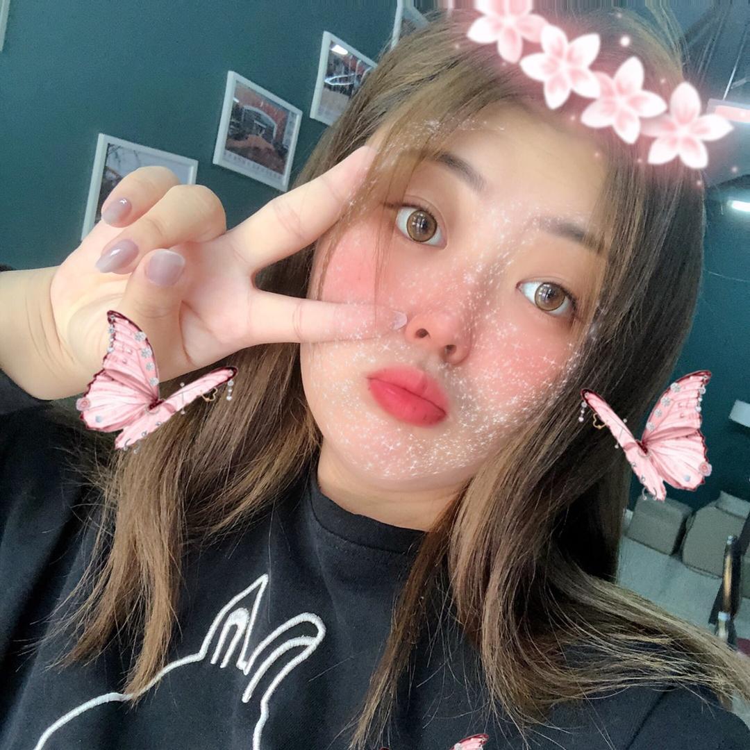 屿你遇见美甲美睫店
