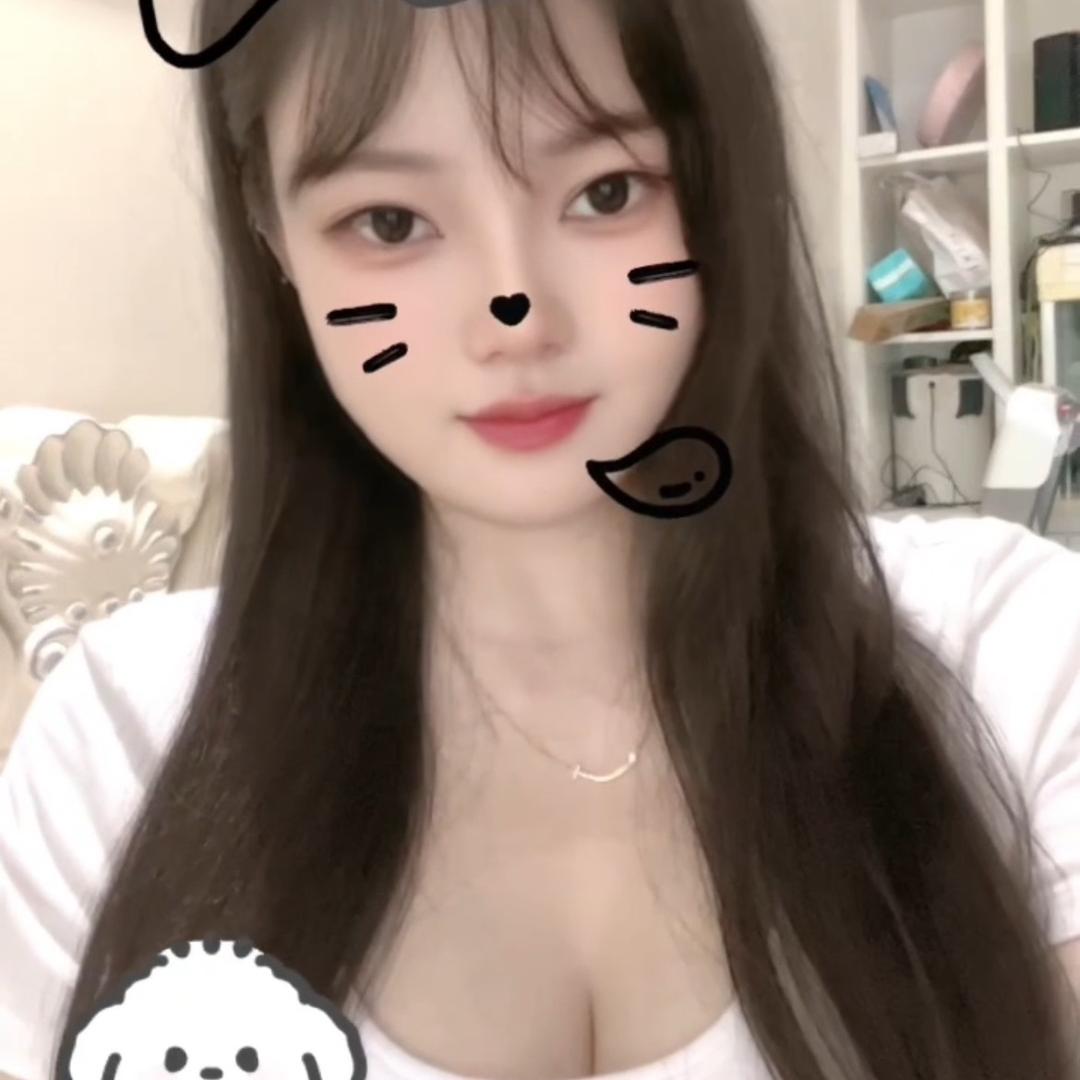 依依