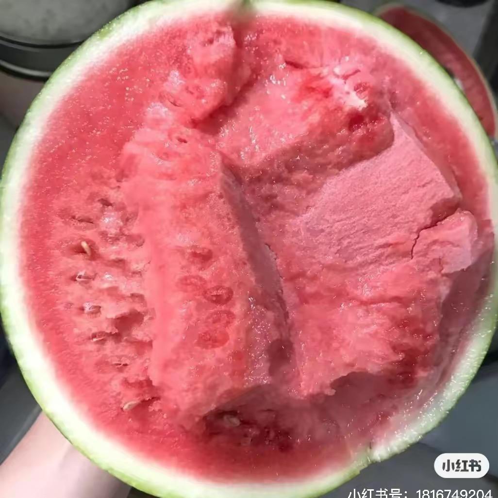 使劲吃.