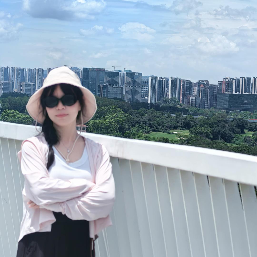 曦曦每天笑嘻嘻