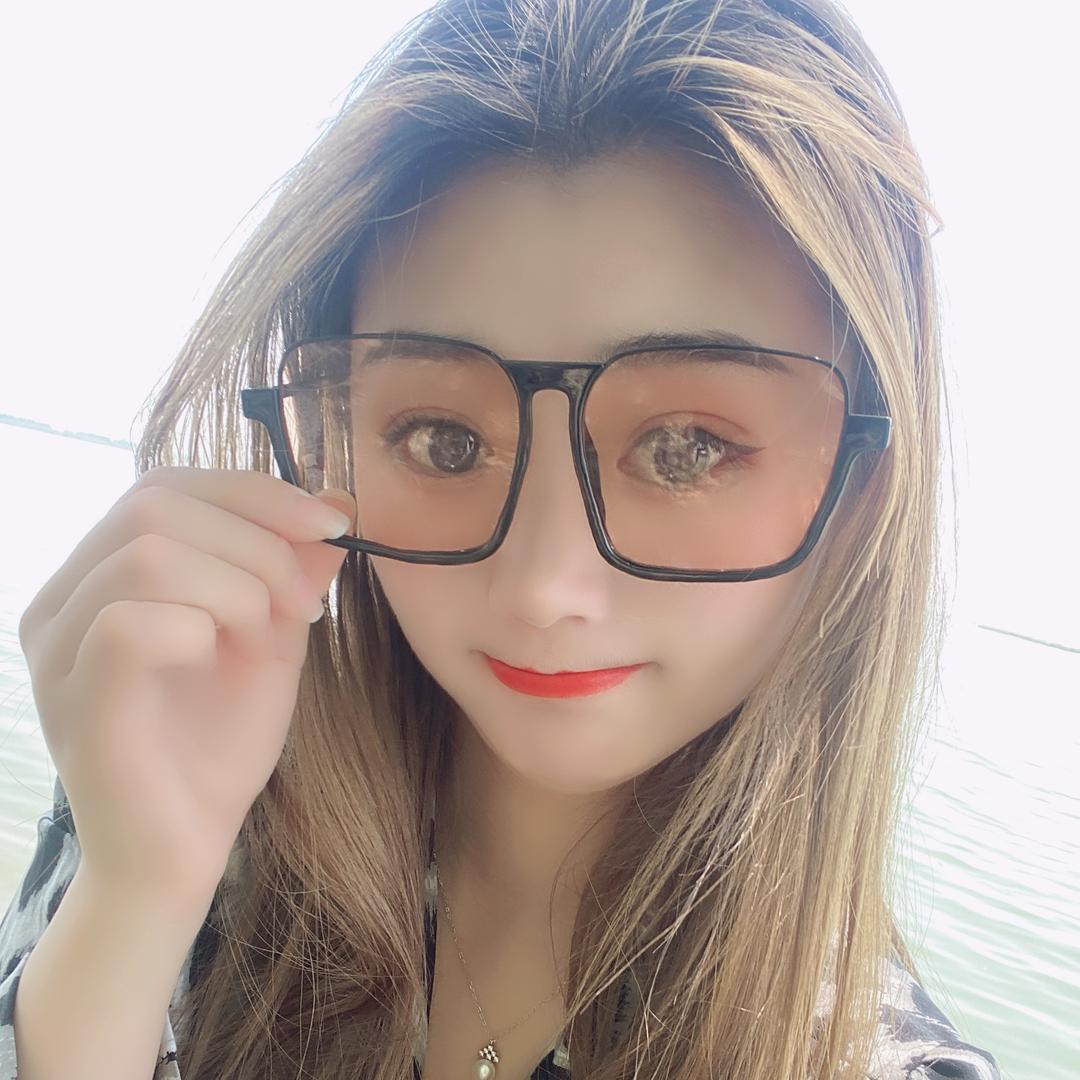 倾城服饰