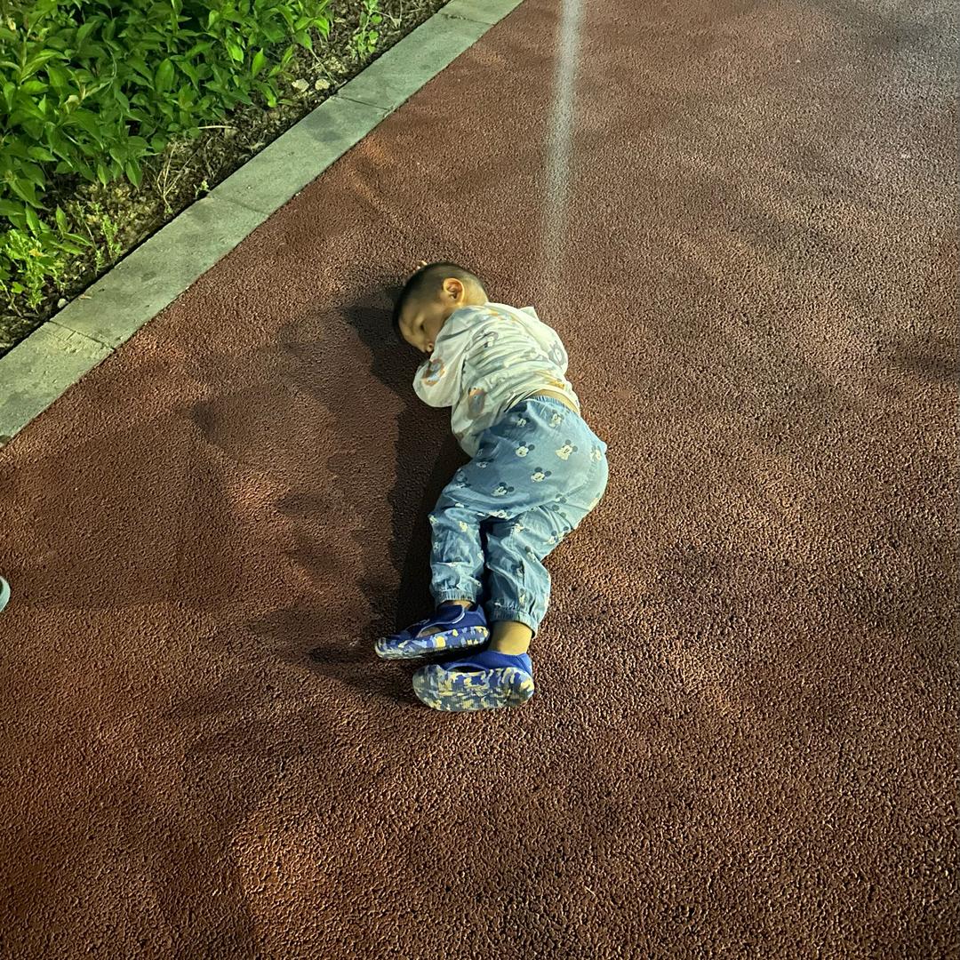 我的肚子好饿
