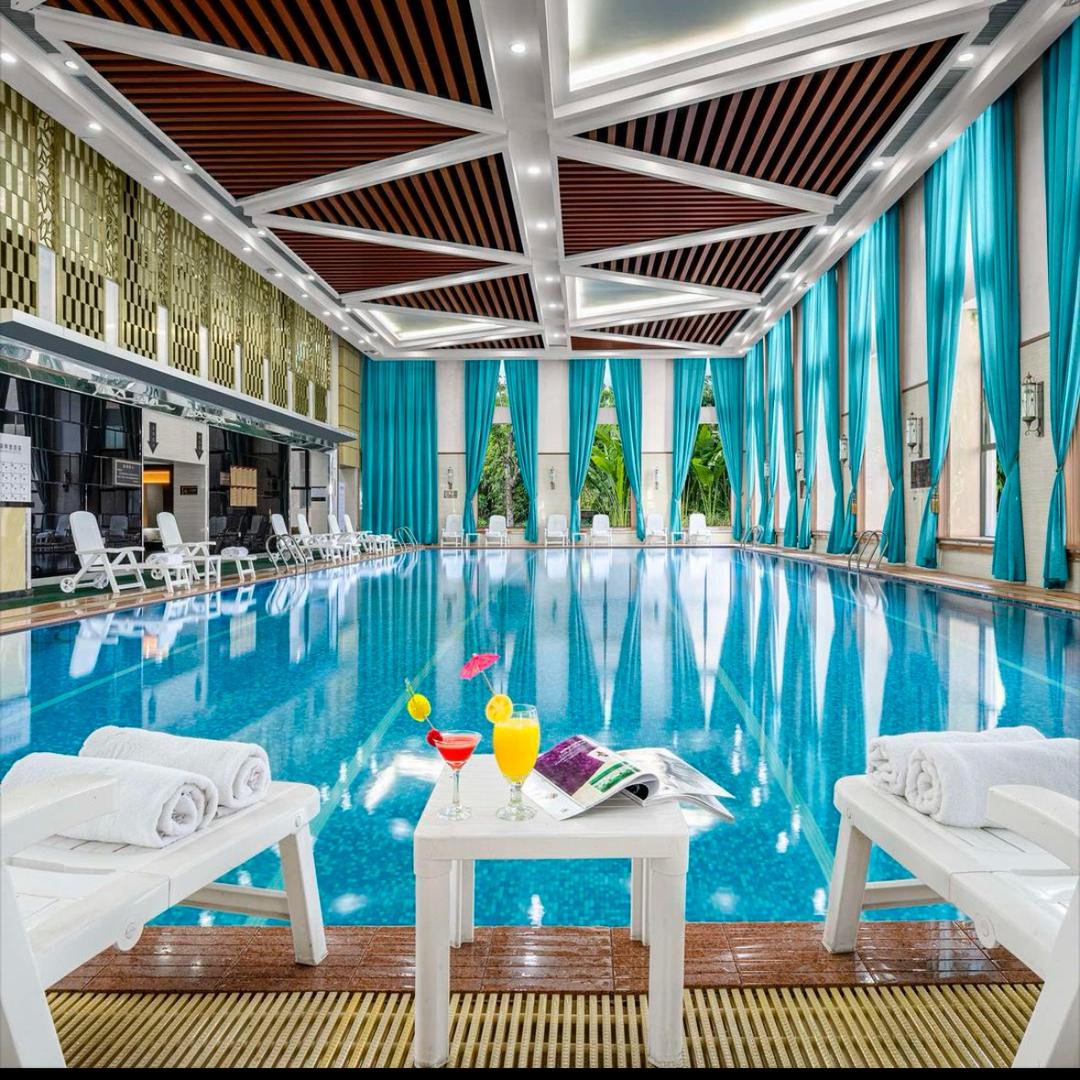 盛辉泰温泉游泳馆