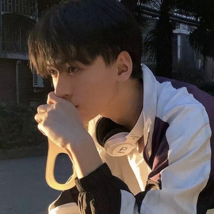 朽霖ovo