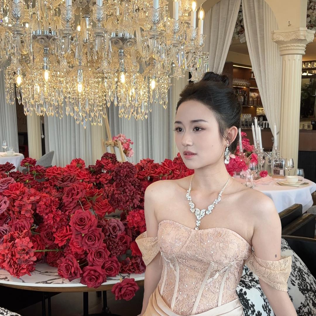 莯莯妈妈