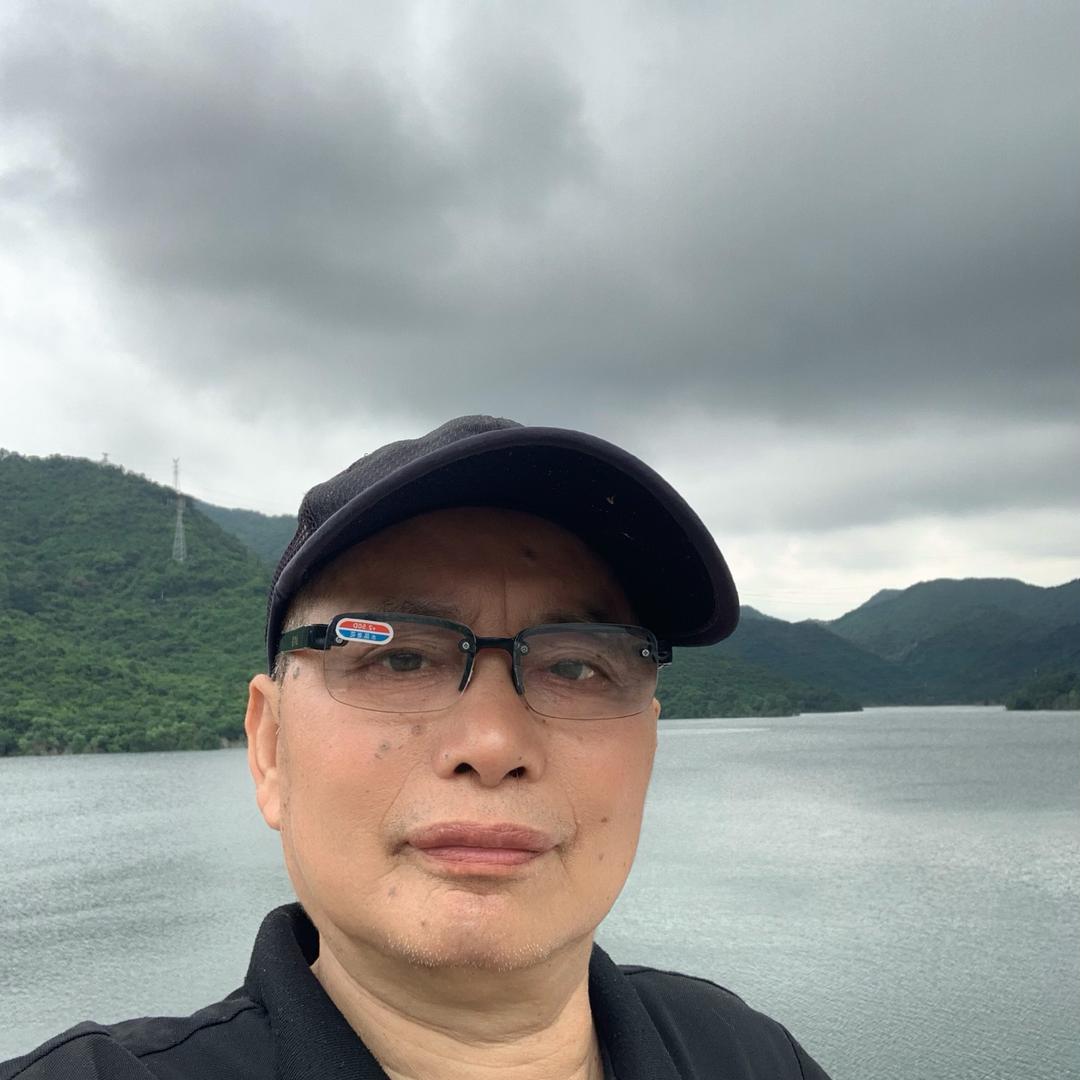 快乐余生一一老金。(拒私聊)