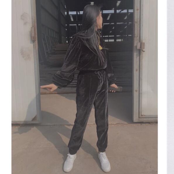 卖钢管的四姑娘