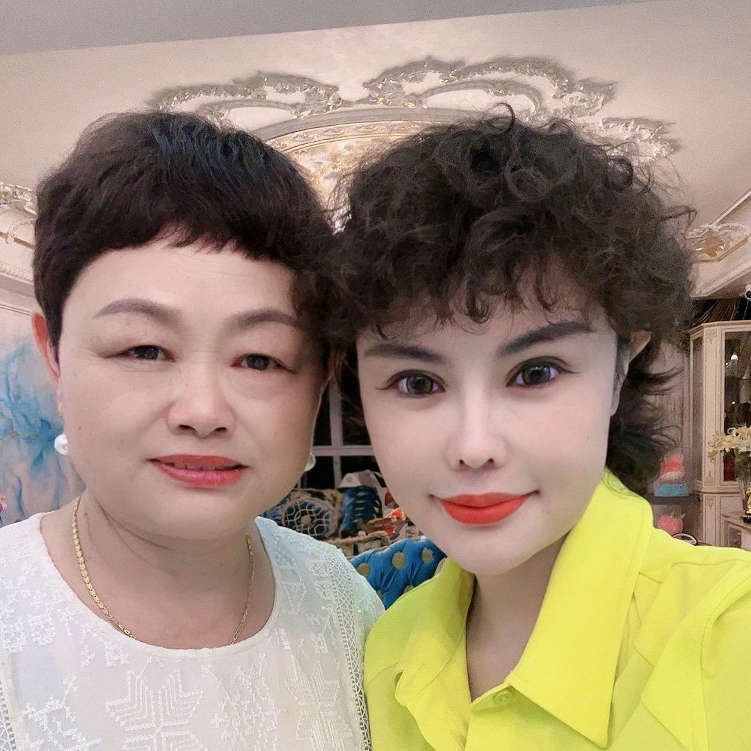 小影妈妈