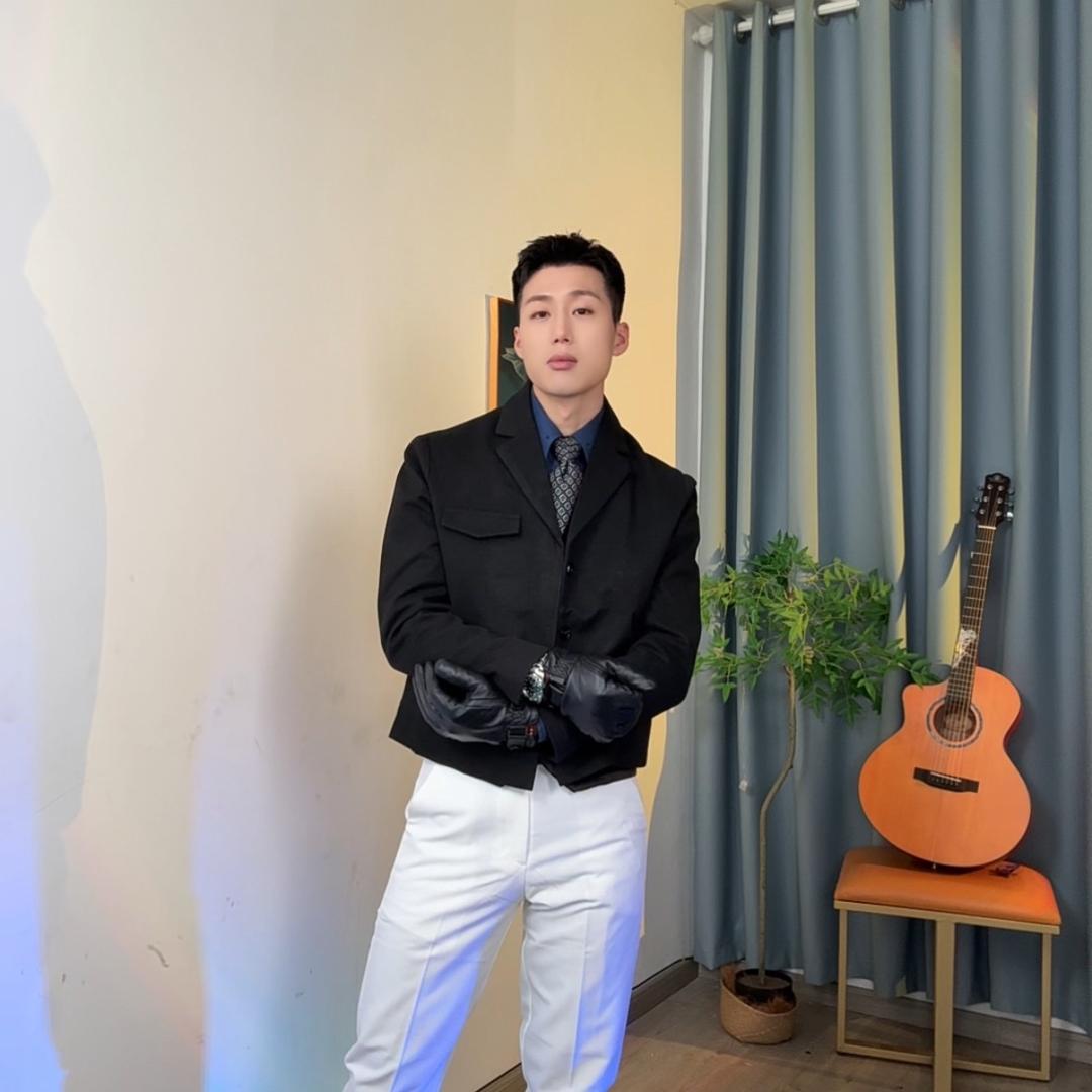 仟佛