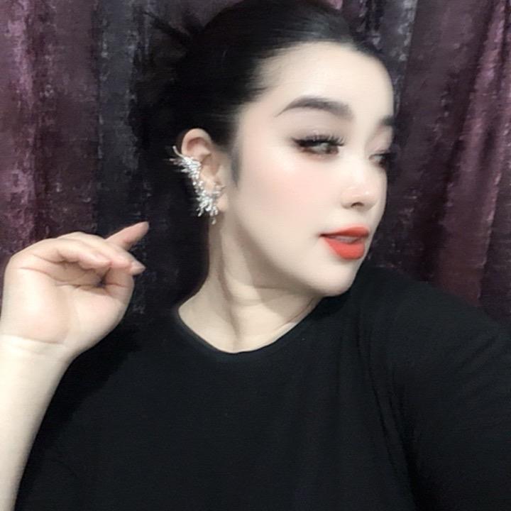 阿曼 美甲 💅眉睫师