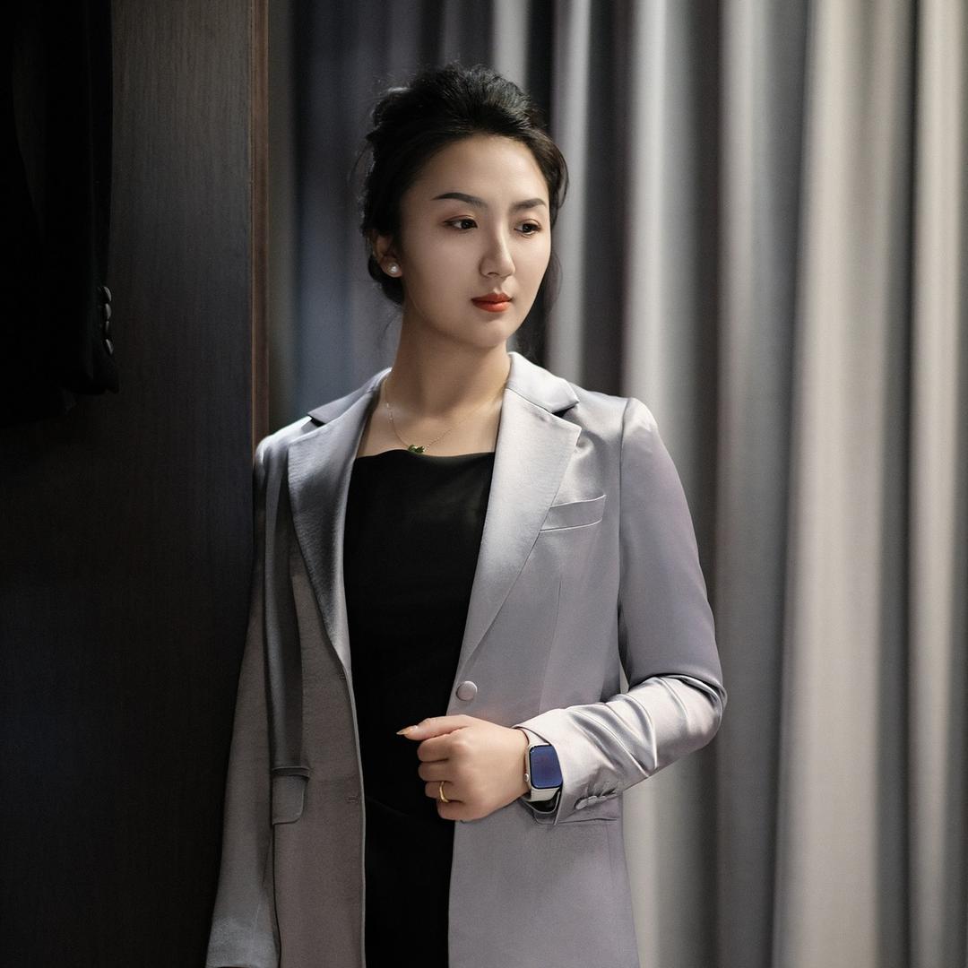 主持人马丽