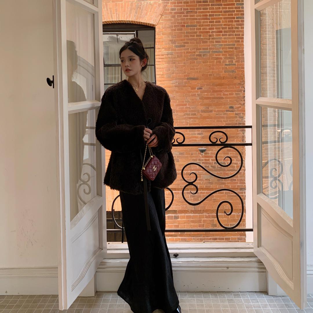 叁秋isychia静奢皮草