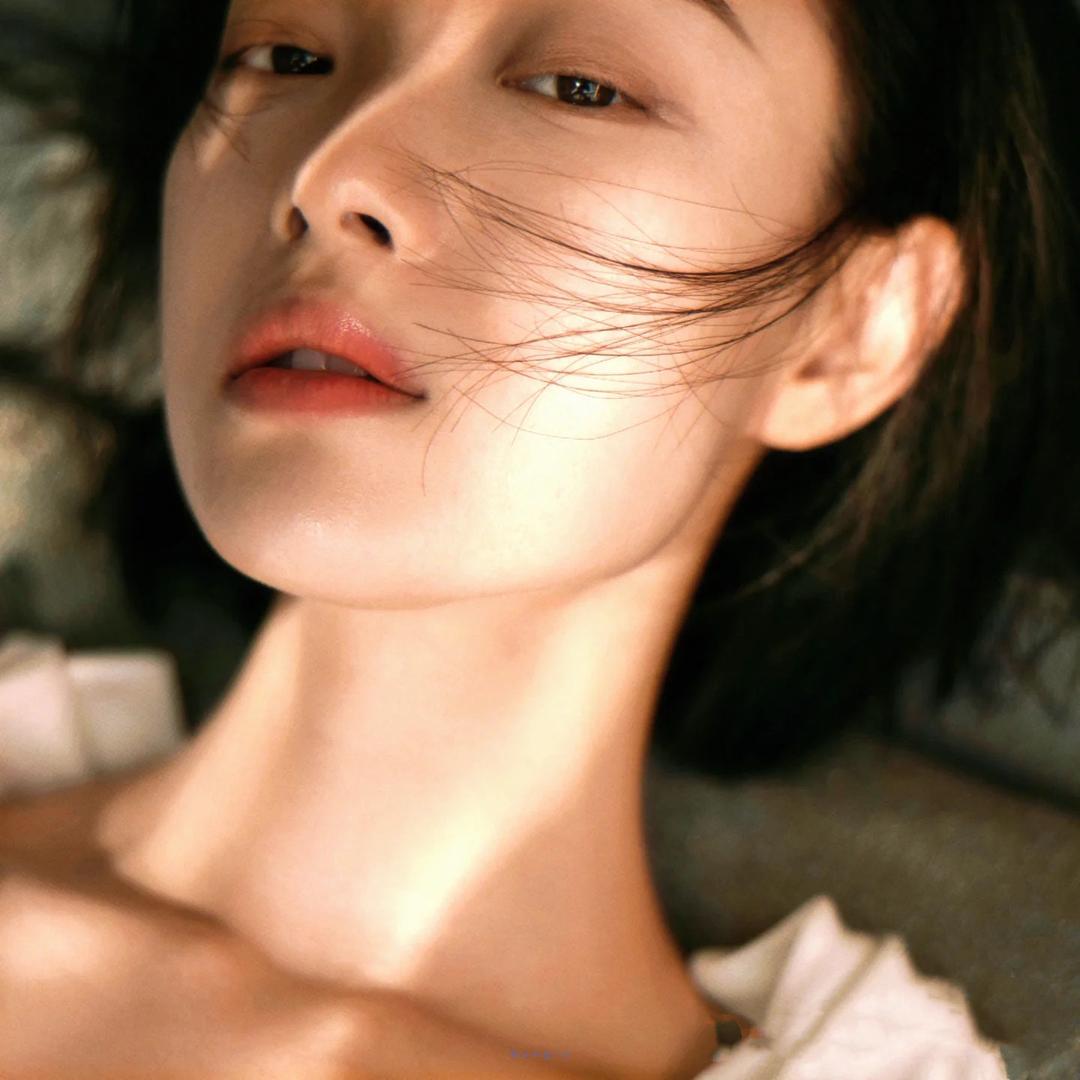天山雪莲.