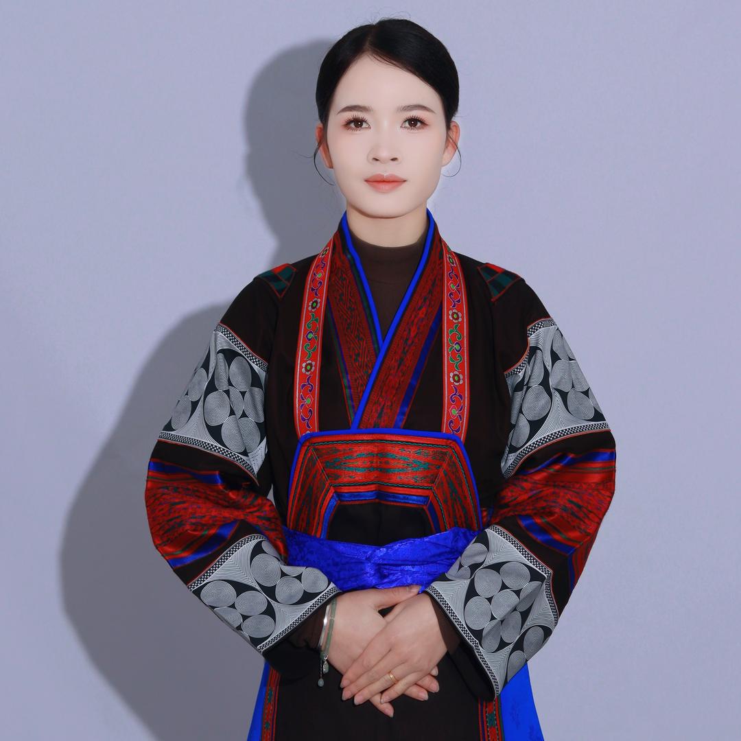 小罗酒月