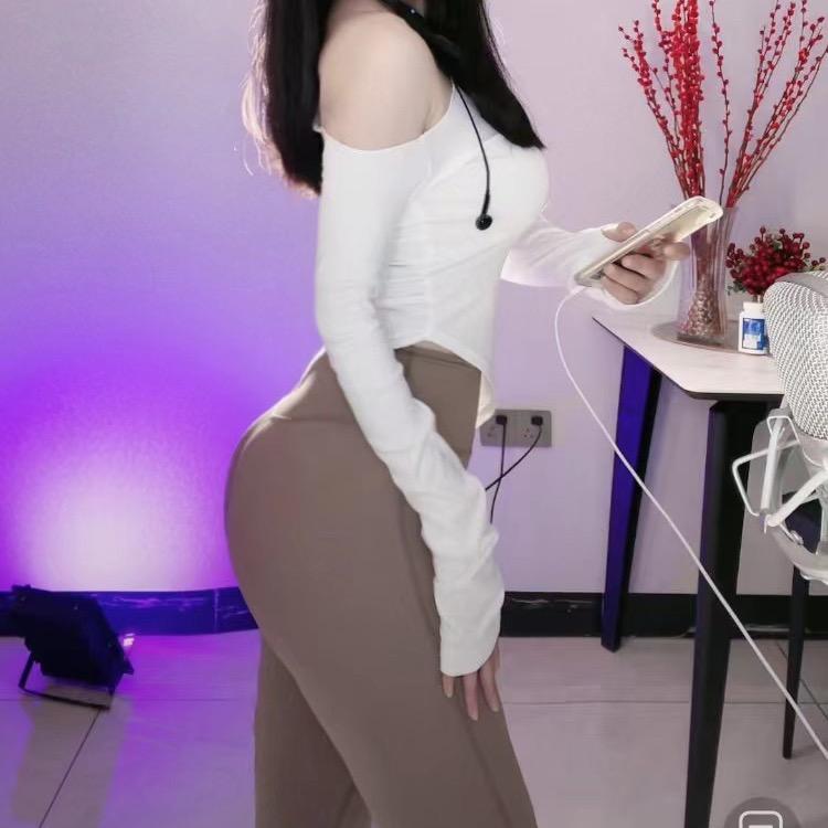 小颜青🐰💃