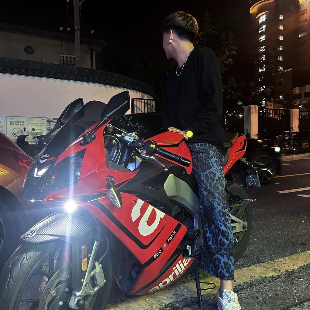 老八（旱厕吃*怀旧版）