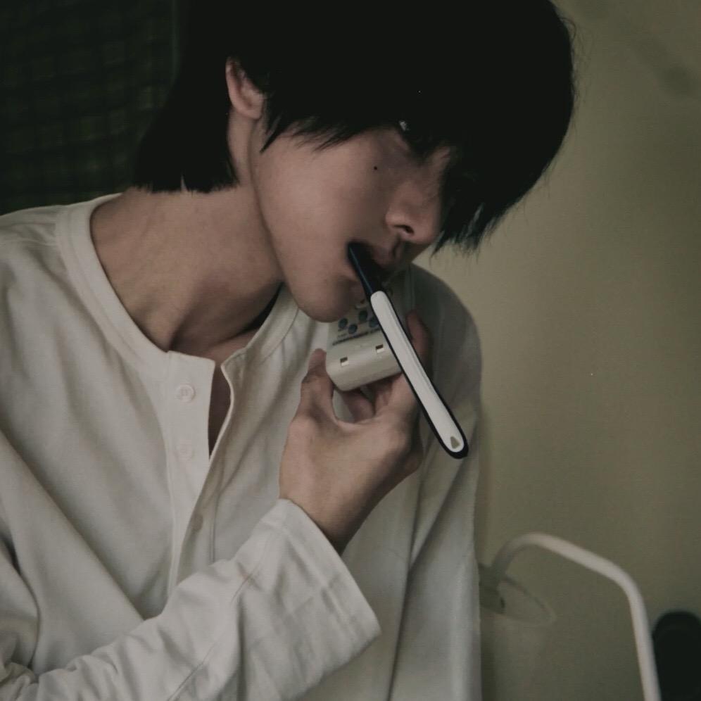 做人要像清水