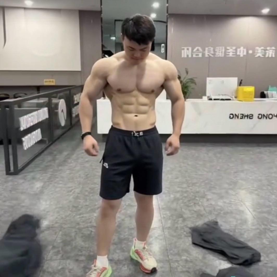 健身教炼大斌老师